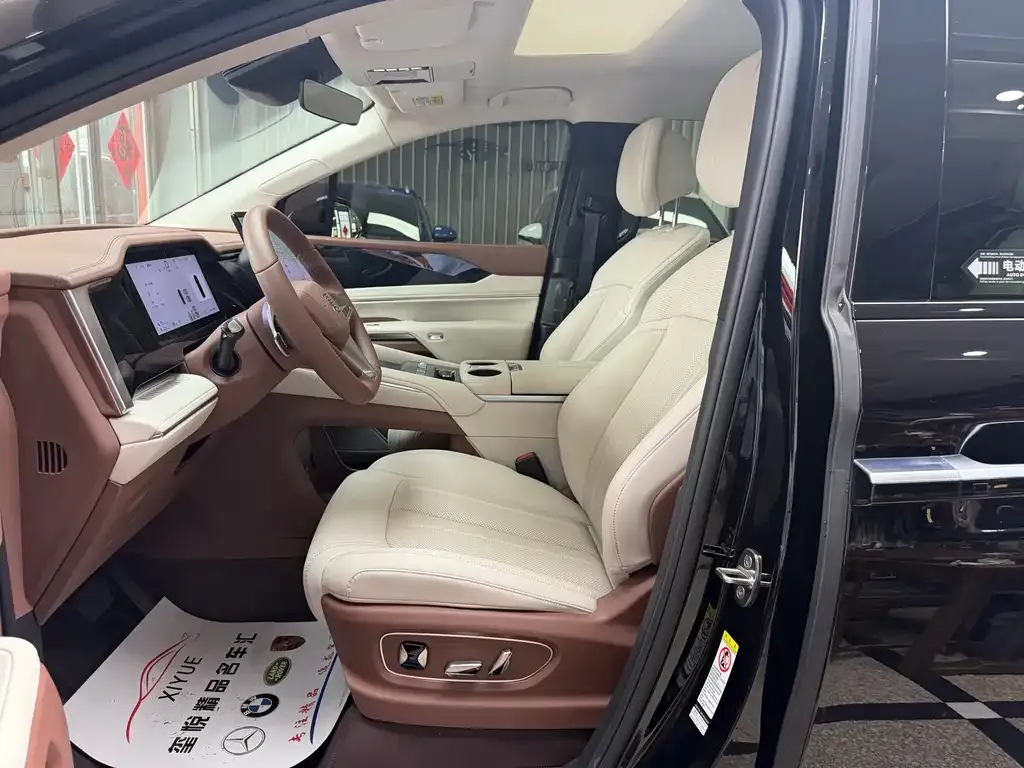 BYD Xia 2025 из CN, фото 2