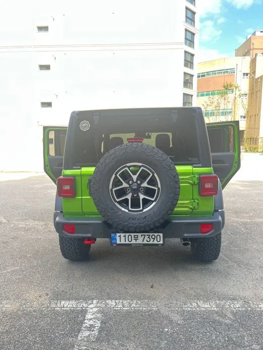 Jeep Wrangler 2025 из KR, фото 2