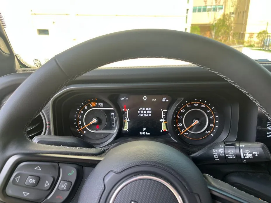 Jeep Wrangler 2025 из KR, фото 7