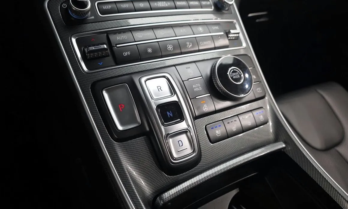 Hyundai Santafe — фото 8