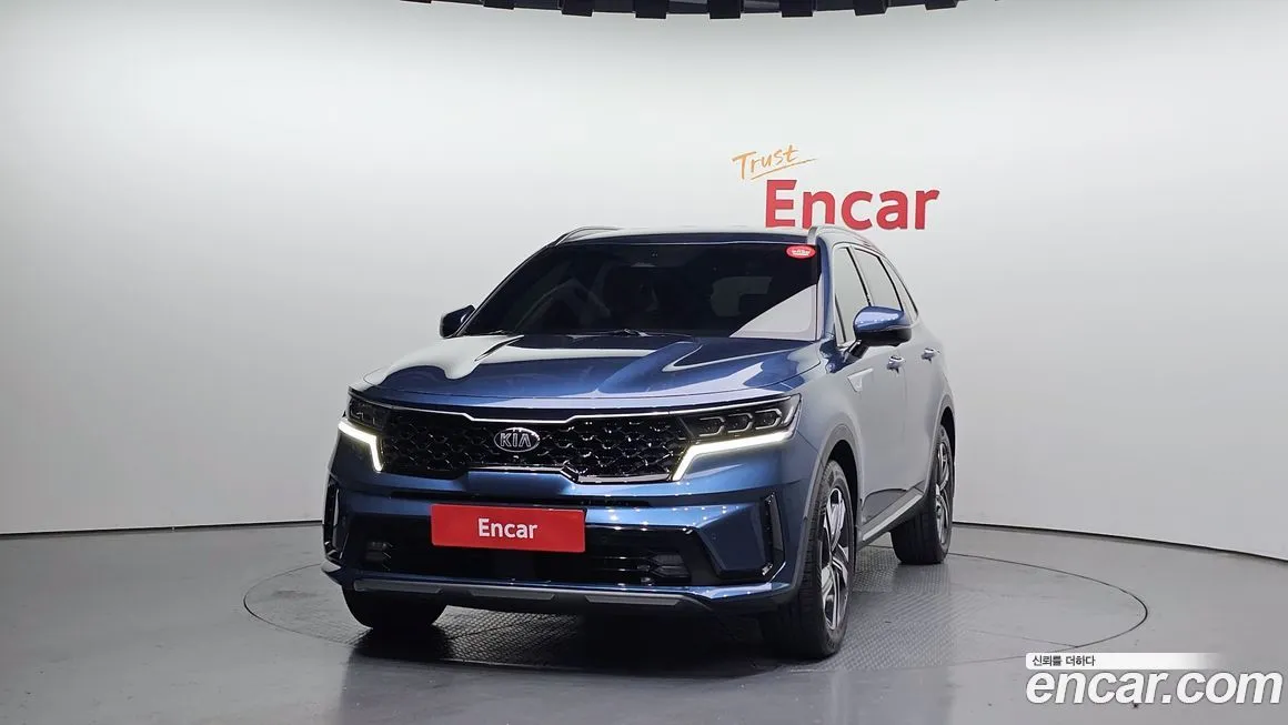 Kia Sorento — фото 9