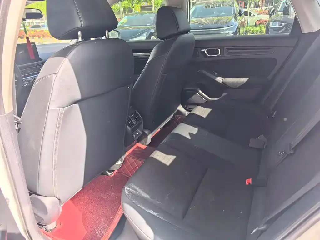 Honda Civic — фото 5