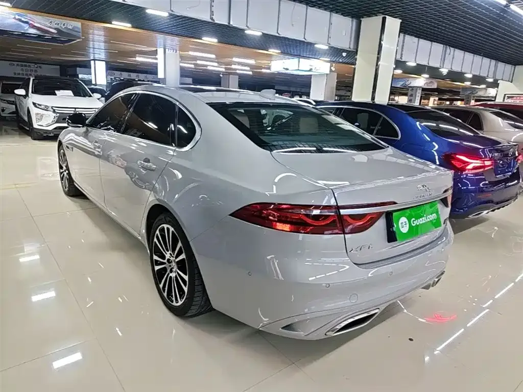 Jaguar XFL — фото 3