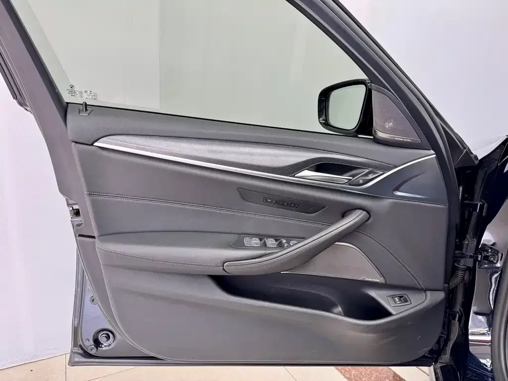 BMW 5 Series (Import) 2021 из CN, фото 7
