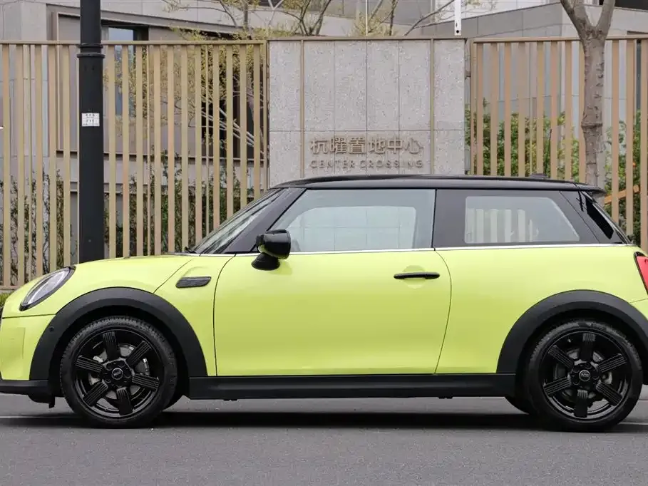 MINI Cooper (3-door) 2023 из CN, фото 6