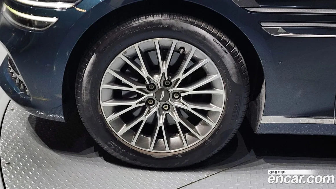 Genesis G80 — фото 10