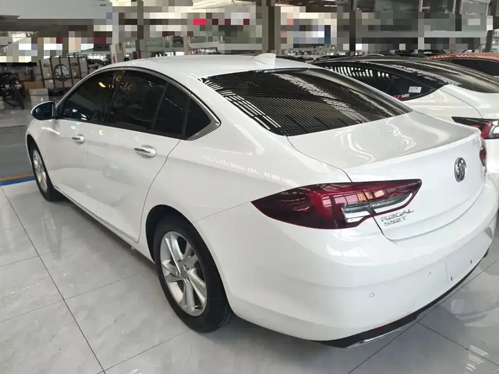 Buick Regal — фото 9