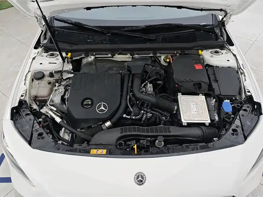 Mercedes-Benz A-Class — фото 10