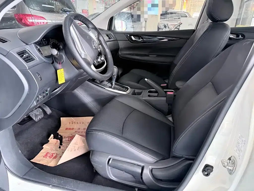 Nissan Tiida 2021 из CN, фото 5