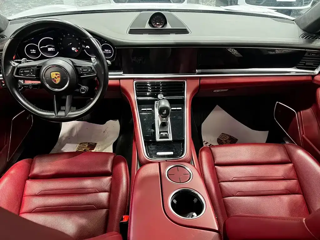 Porsche Panamera — фото 10