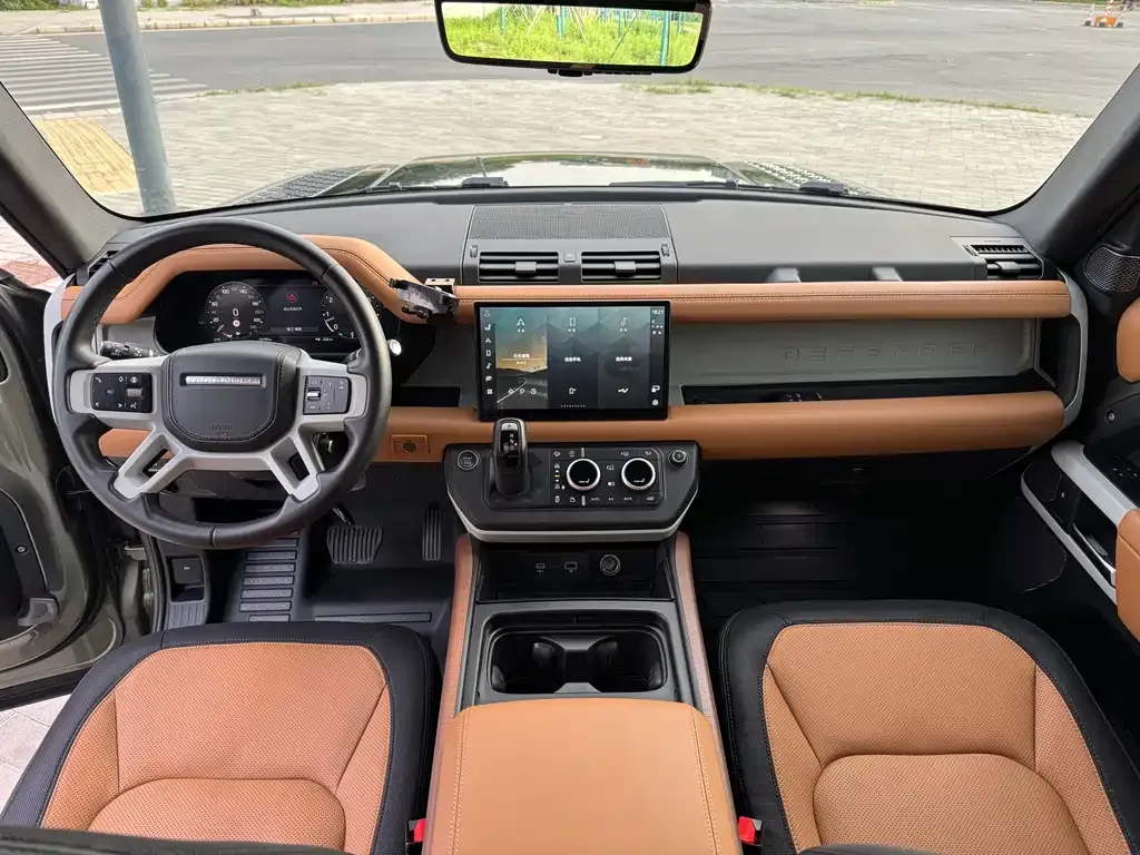 Land Rover Defender — фото 6