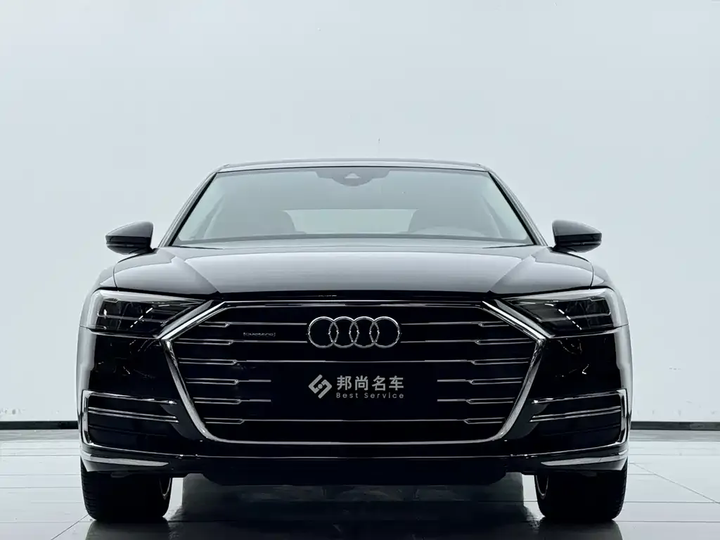 Audi A8 — фото 2
