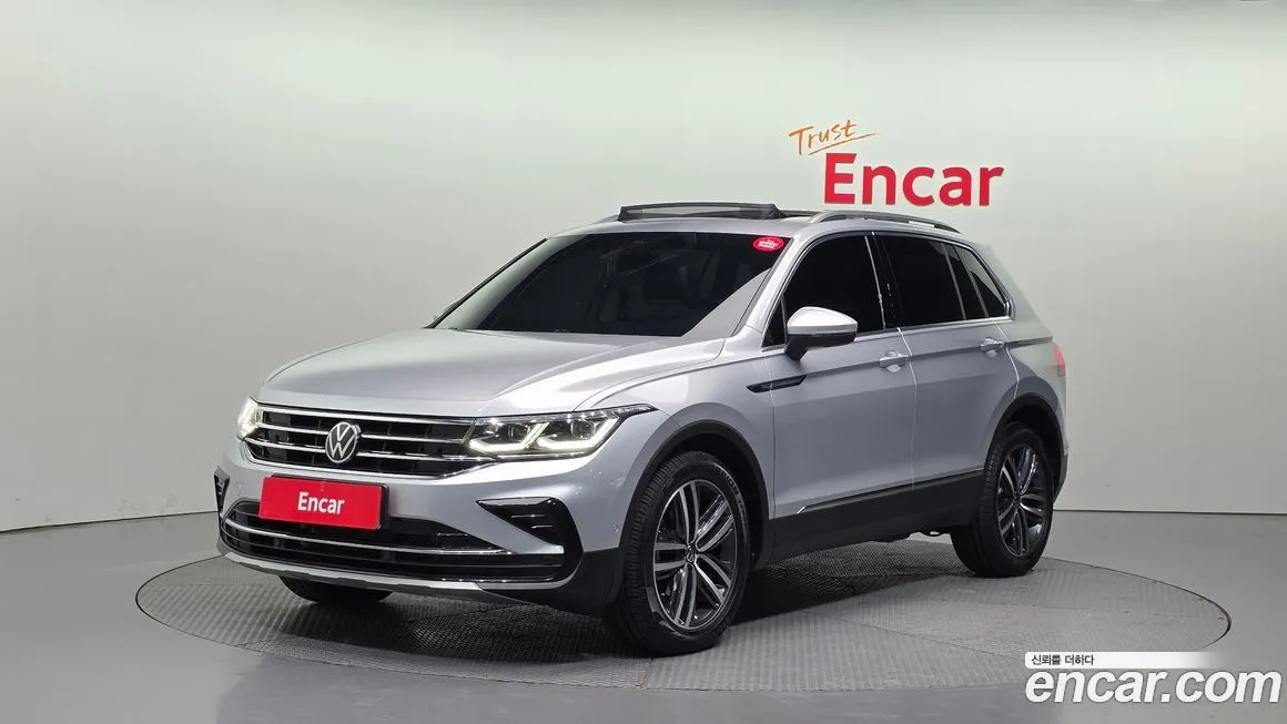 Volkswagen Tiguan — фото 1