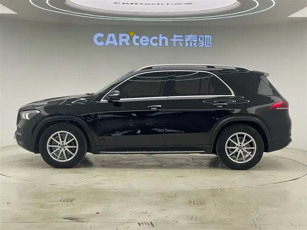 Mercedes-Benz GLE — фото 8