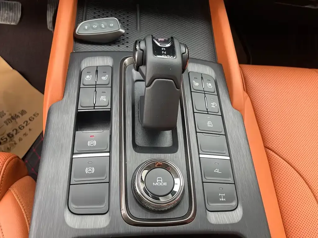 Haval H9 — фото 10