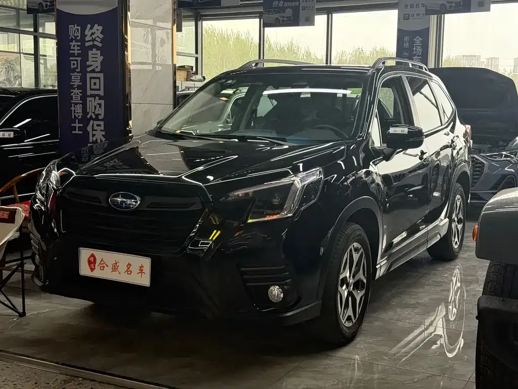 Subaru Forester — фото 1