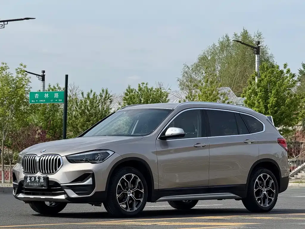 BMW X1 — фото 4