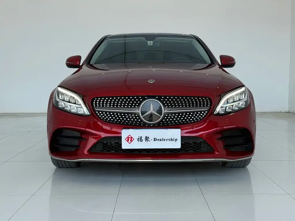 Mercedes-Benz C-Class — фото 1