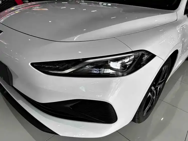 Roewe D7 2024 из CN, фото 8