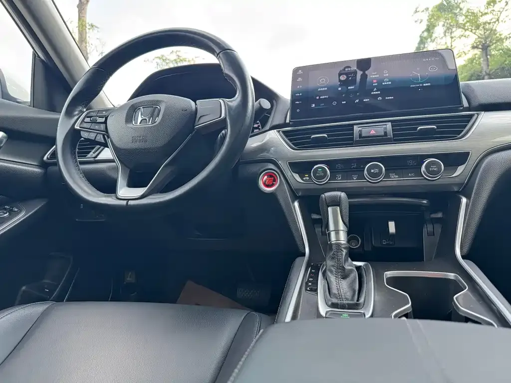 Honda Accord — фото 3