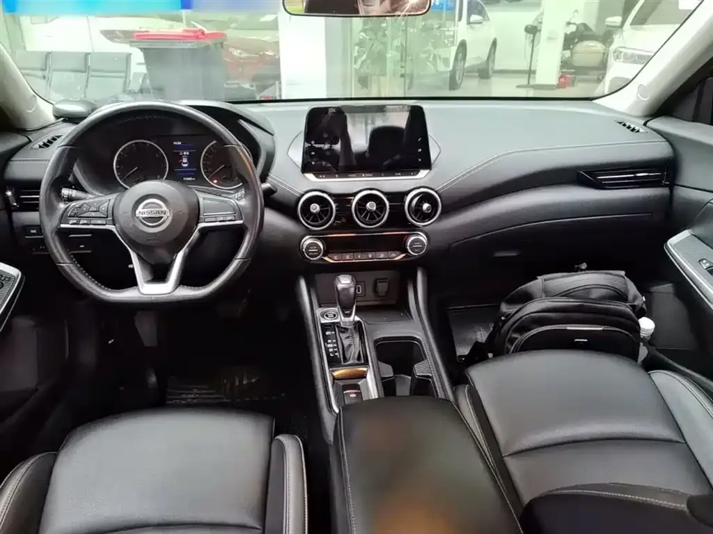 Nissan Sylphy 2022 из CN, фото 2