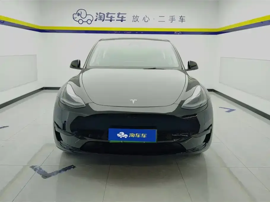 Tesla Model Y — фото 8