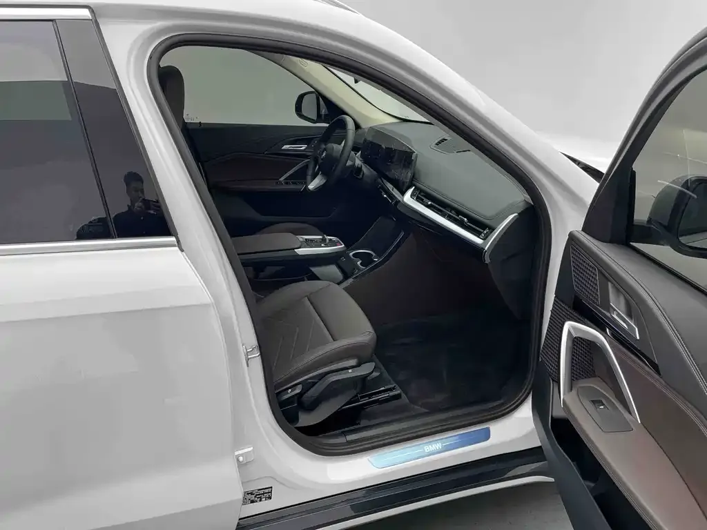 BMW X1 — фото 10
