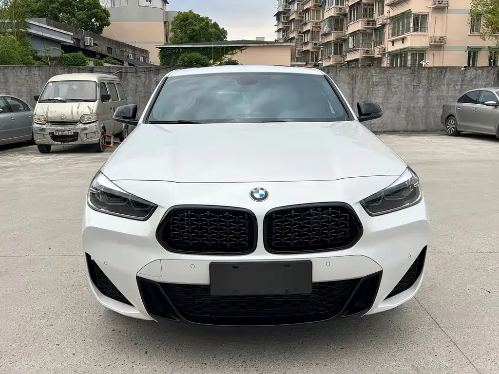 BMW X2 — фото 9
