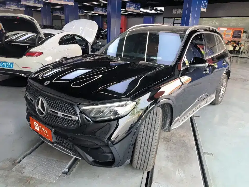 Mercedes-Benz GLC — фото 1