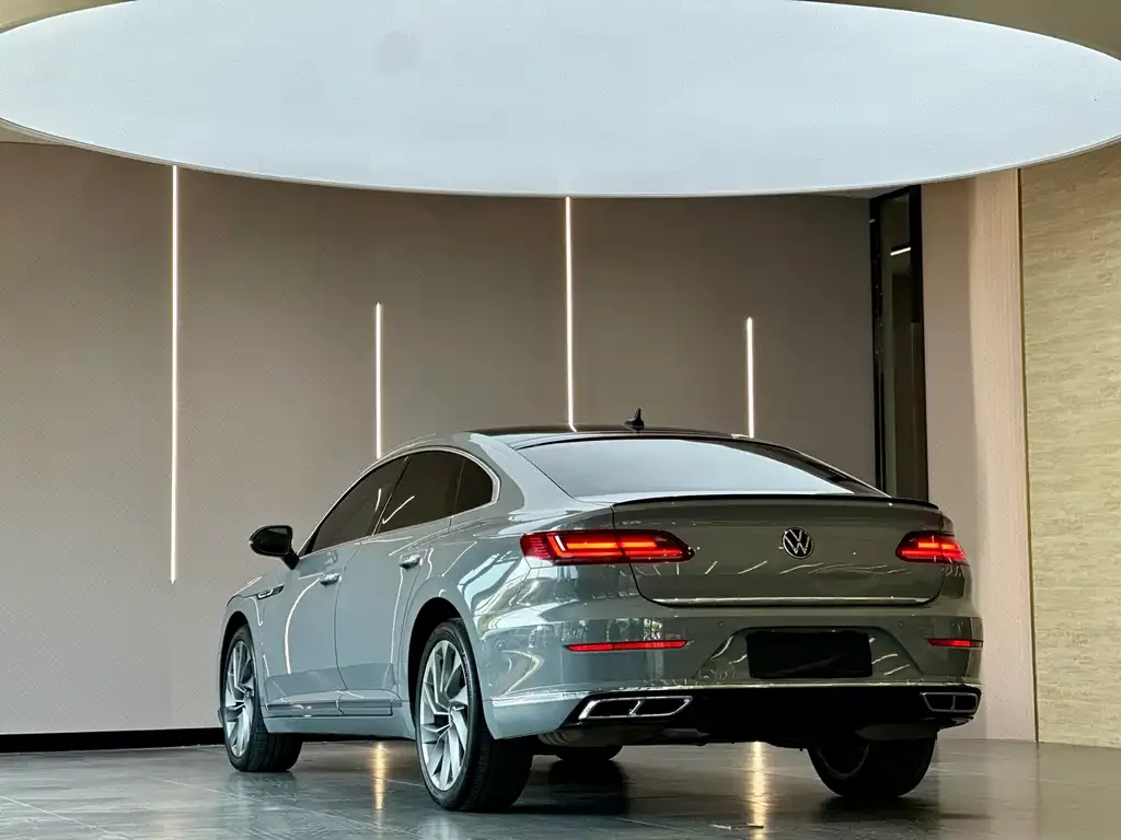 Volkswagen CC — фото 10