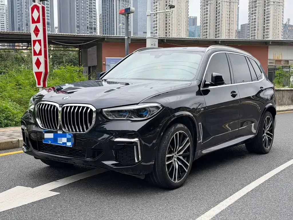 BMW X5 — фото 1