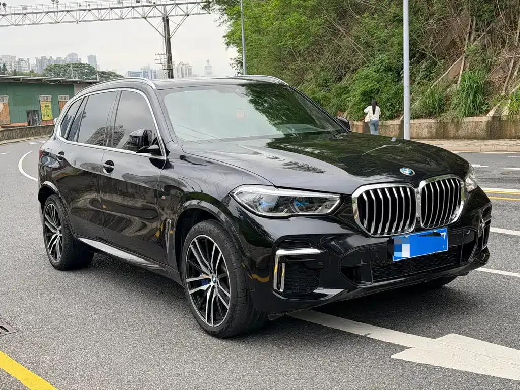 BMW X5 — фото 10