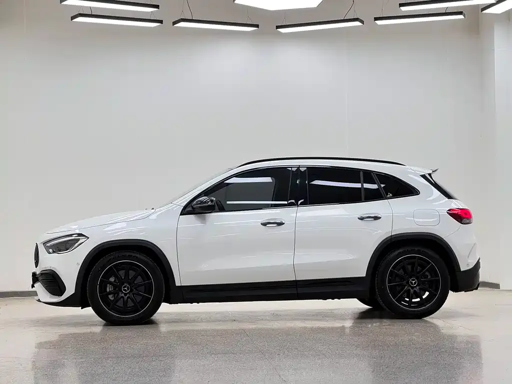 Mercedes-Benz GLA AMG 2022 из CN, фото 2