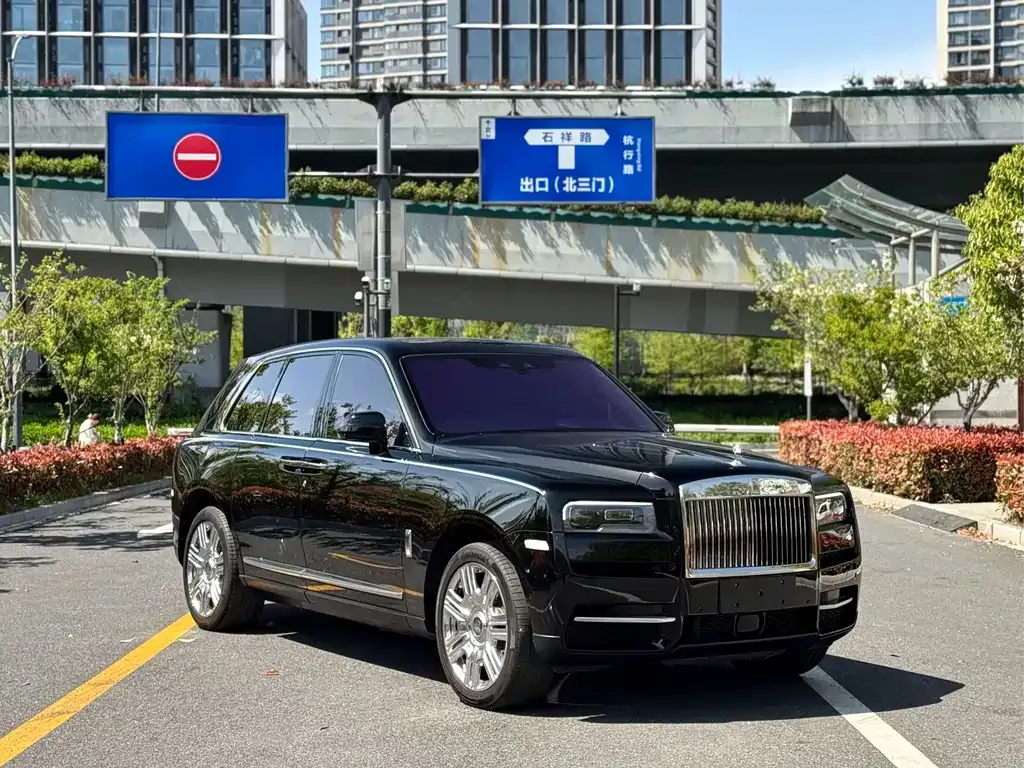 Rolls-Royce Cullinan — фото 6