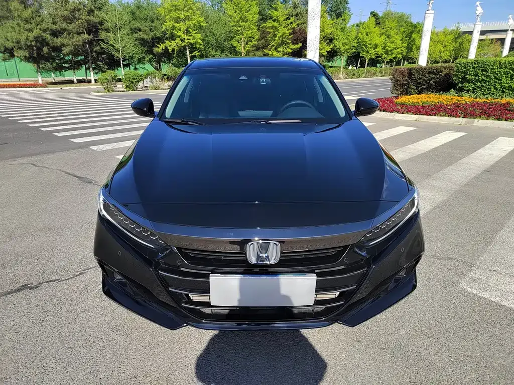 Honda Accord — фото 6