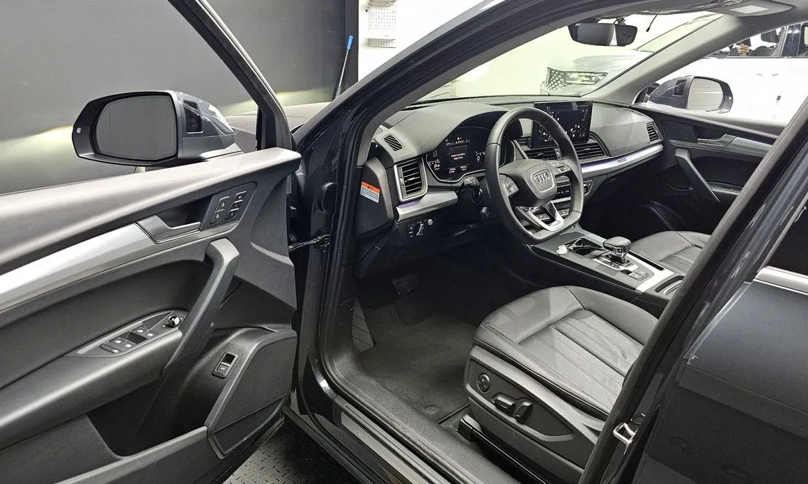 Audi Q5 2023 из KR, фото 7