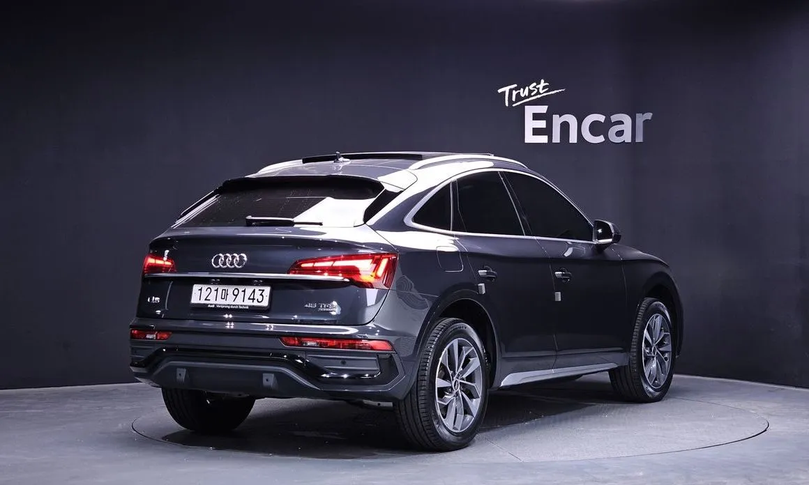 Audi Q5 2023 из KR, фото 8