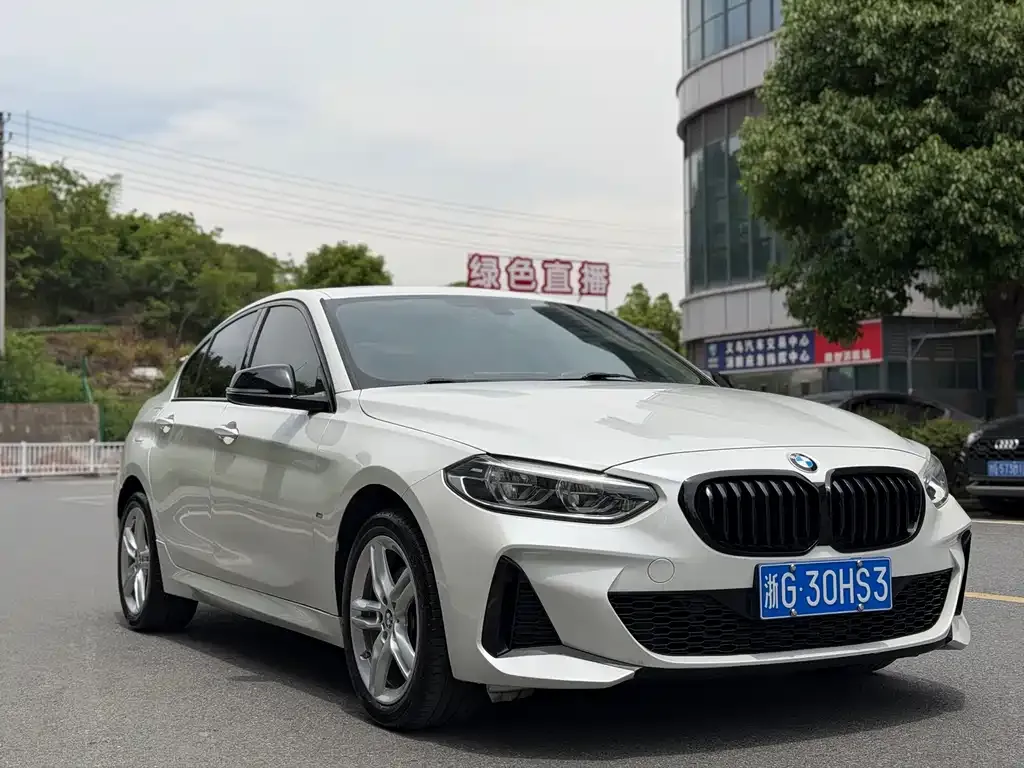 BMW 1 Series — фото 10
