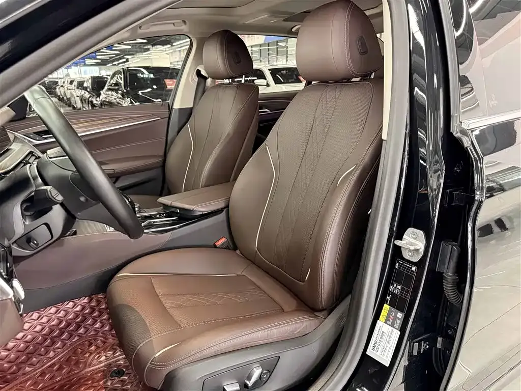 BMW 5 Series New Energy 2021 из CN, фото 8