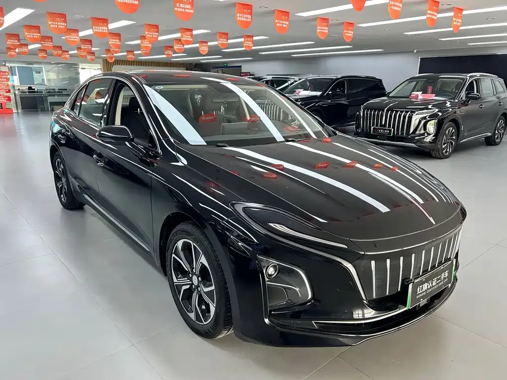 Hongqi E-QM5 — фото 3