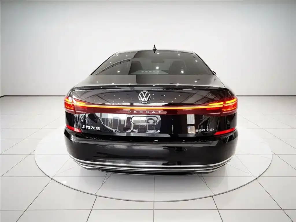 Volkswagen Passat — фото 4