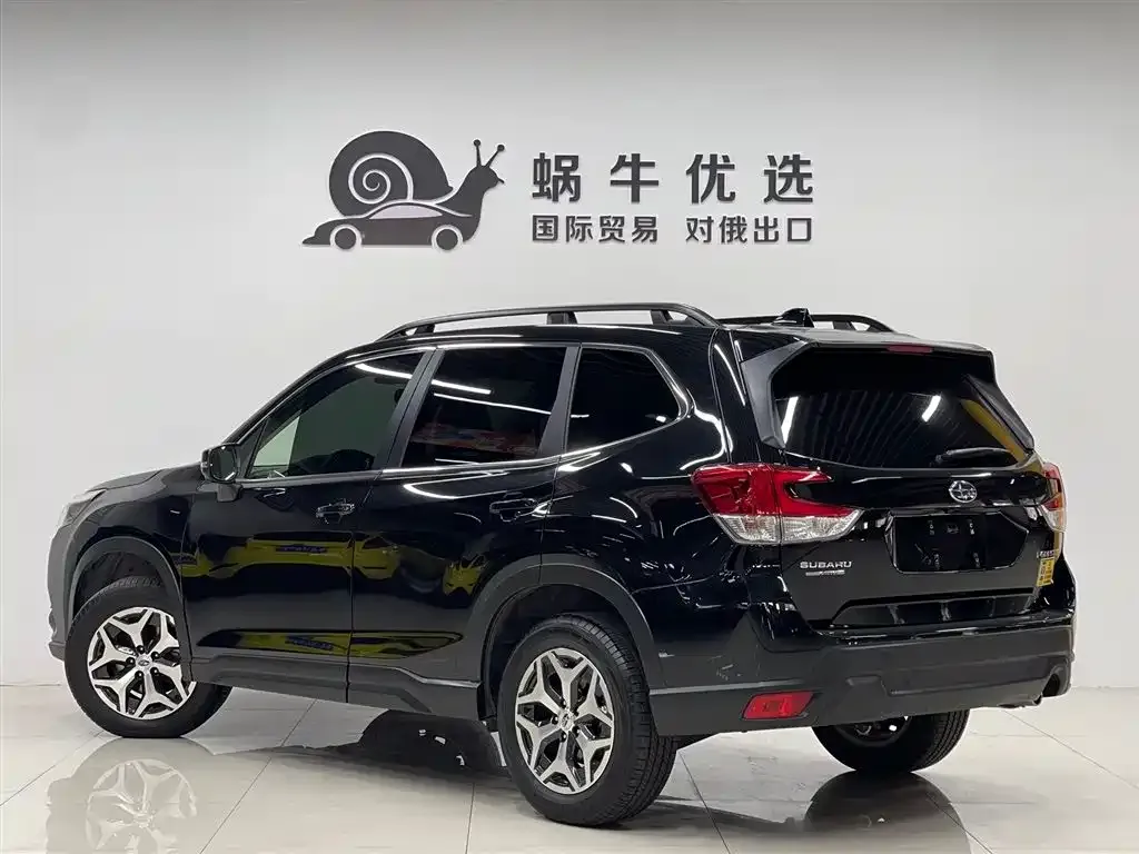 Subaru Forester — фото 3