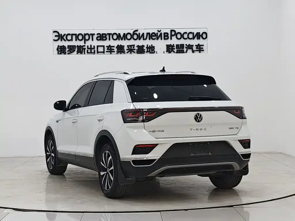 Volkswagen T-Roc — фото 3