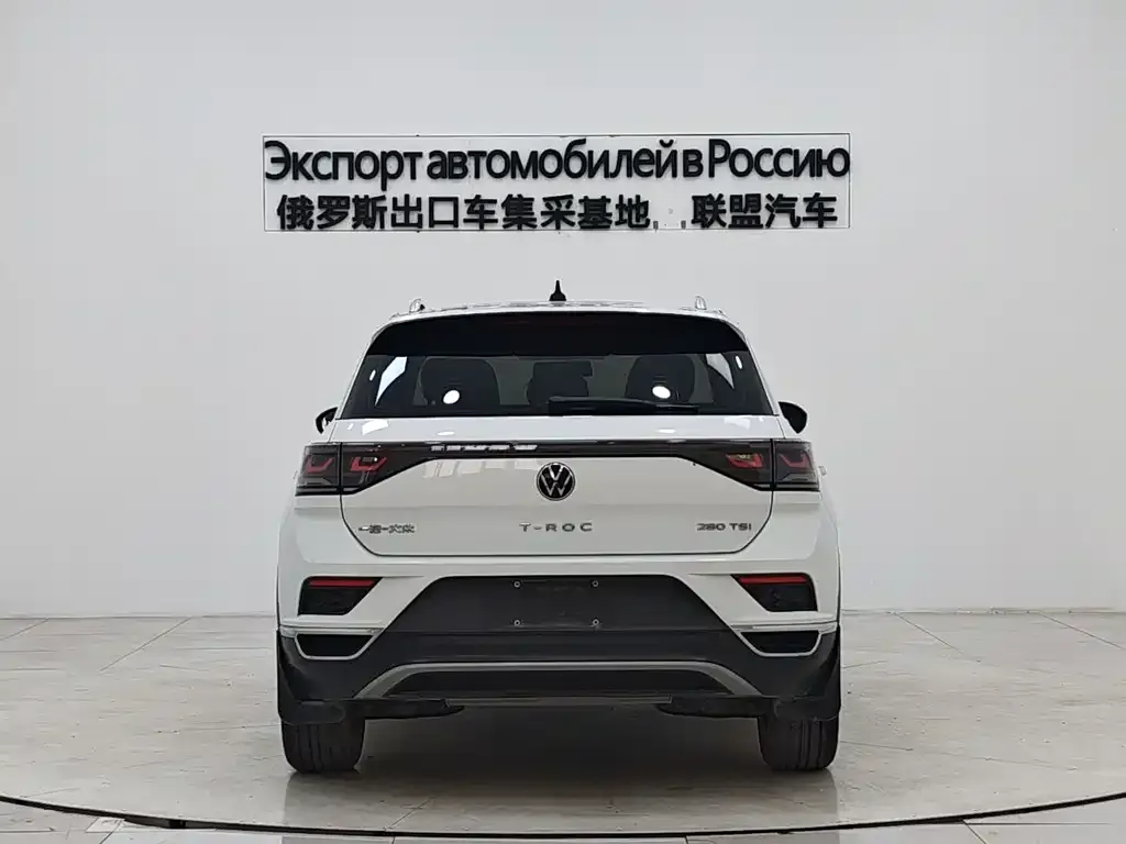 Volkswagen T-Roc — фото 6
