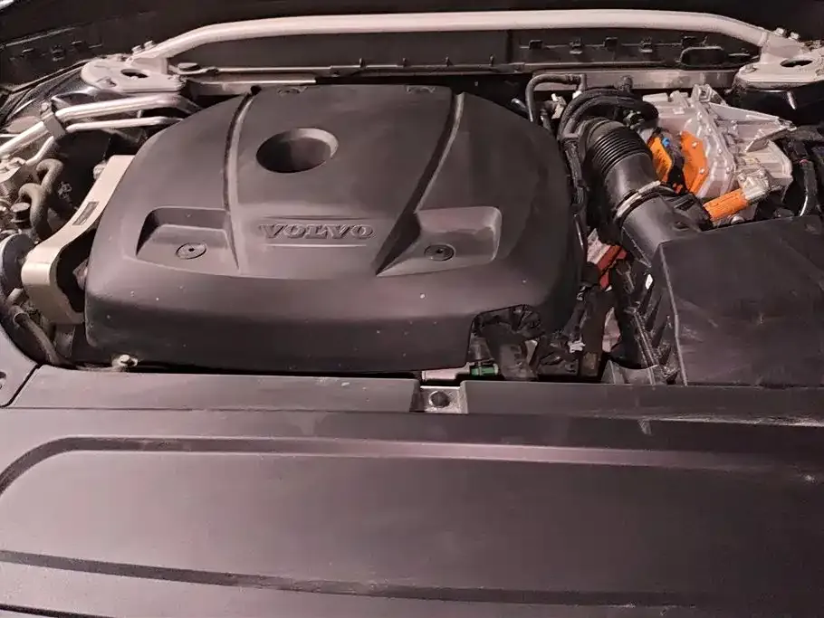 Volvo XC90 PHEV 2023 из CN, фото 2
