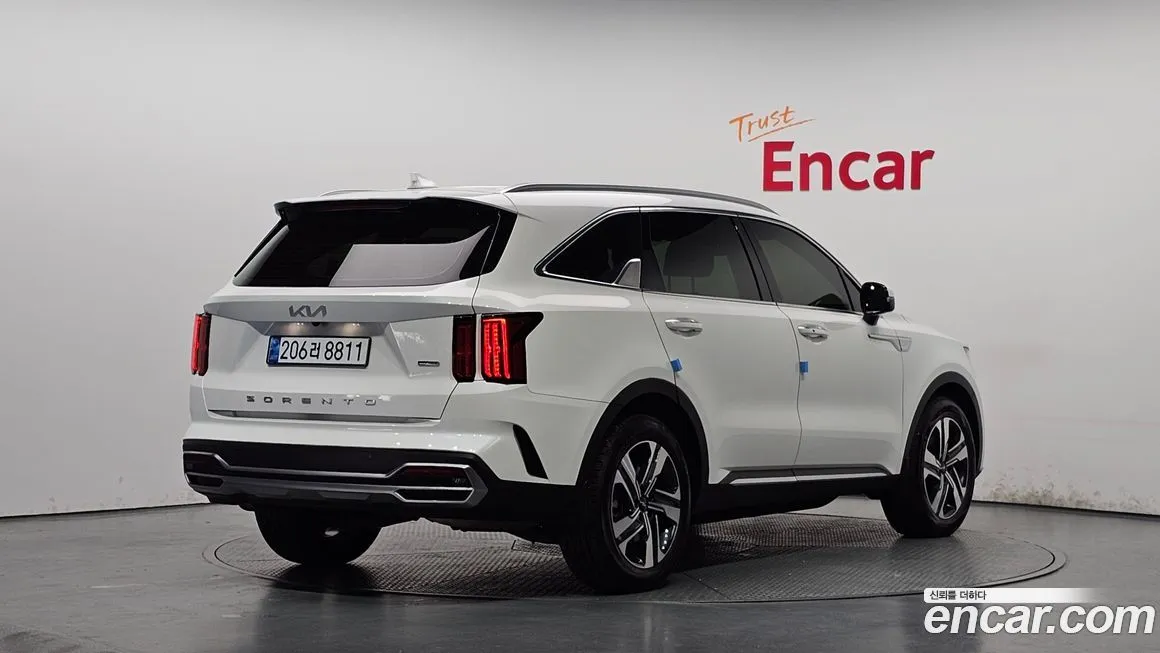 Kia Sorento — фото 10