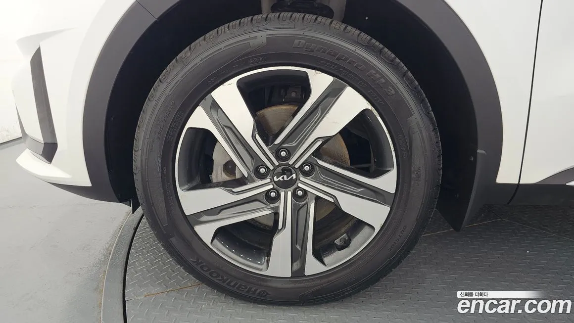 Kia Sorento — фото 5