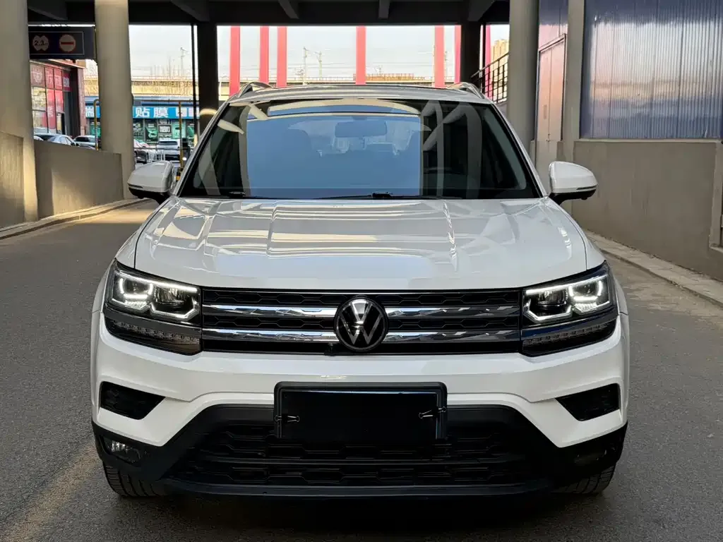 Volkswagen Tharu — фото 4