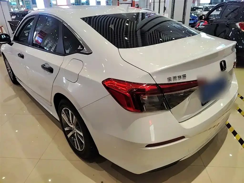 Honda Civic — фото 9