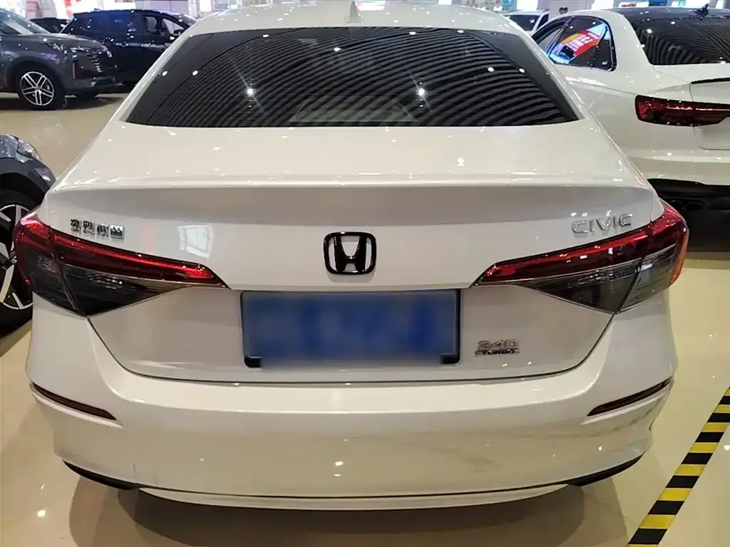 Honda Civic — фото 3